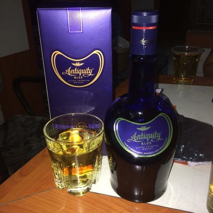 Antiquity Blue 180 Ml