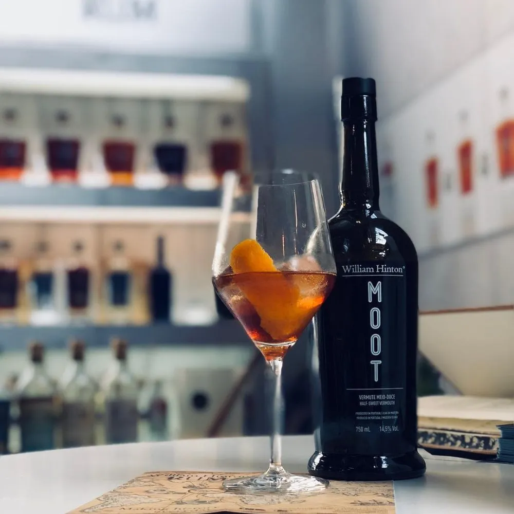 Moot Whisky Price in India